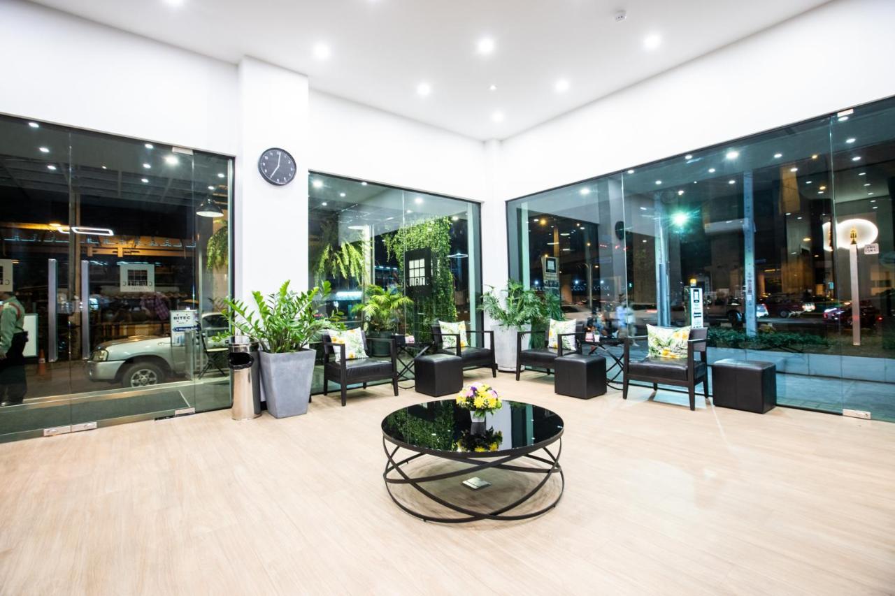 Cubic Bangna Hotel Bangkok Exterior photo